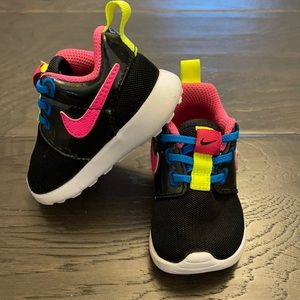 Nike Black neon details Slip on sneakers size 3C